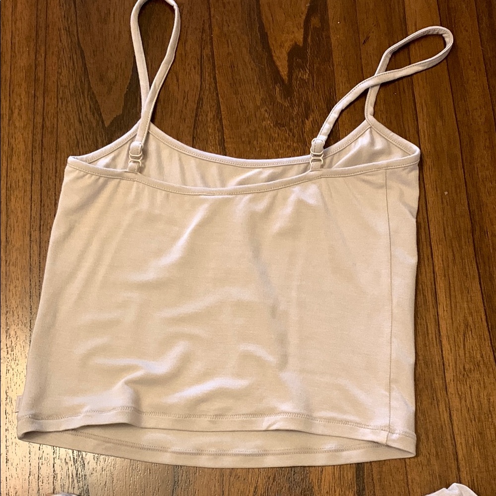 SKIMS Sleep Cropped Cami + Sleep Pajama Shorts in Stone Size Small - Picture 5 of 10